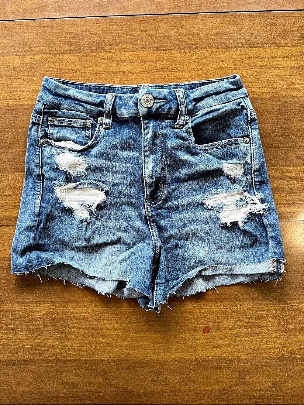 American Eagle Curvy Hi-Rise Shortie Jean Shorts Size 4